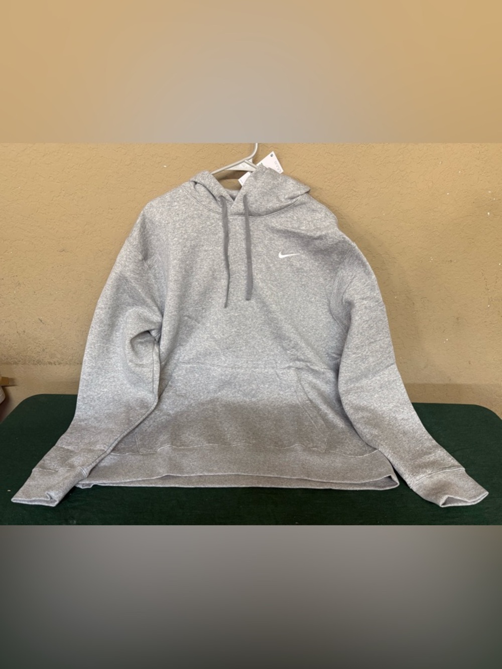New Nike Men's Light Gray Pullover Hoodie